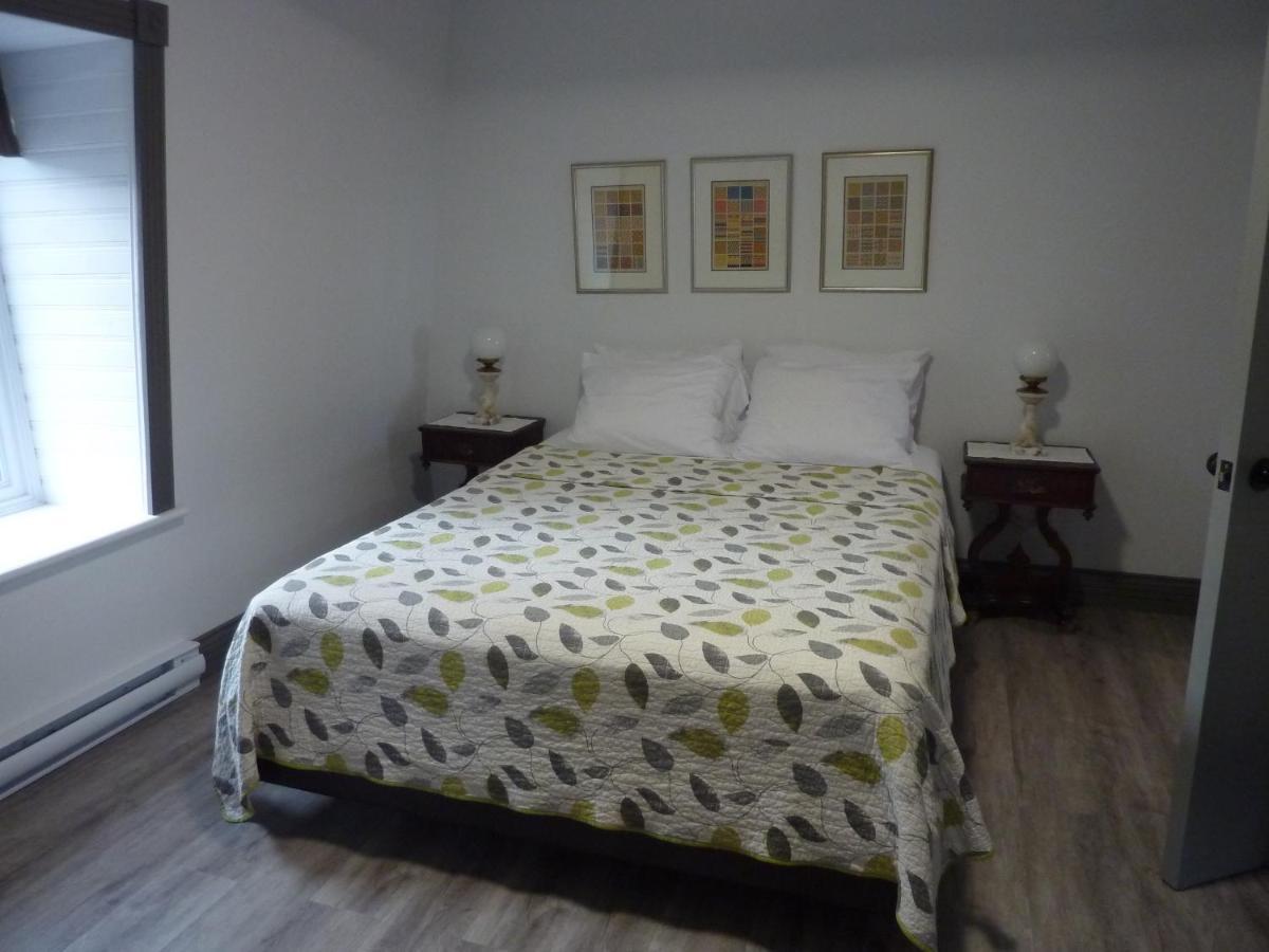 Petite Plaisance Appartements La Malbaie Bagian luar foto
