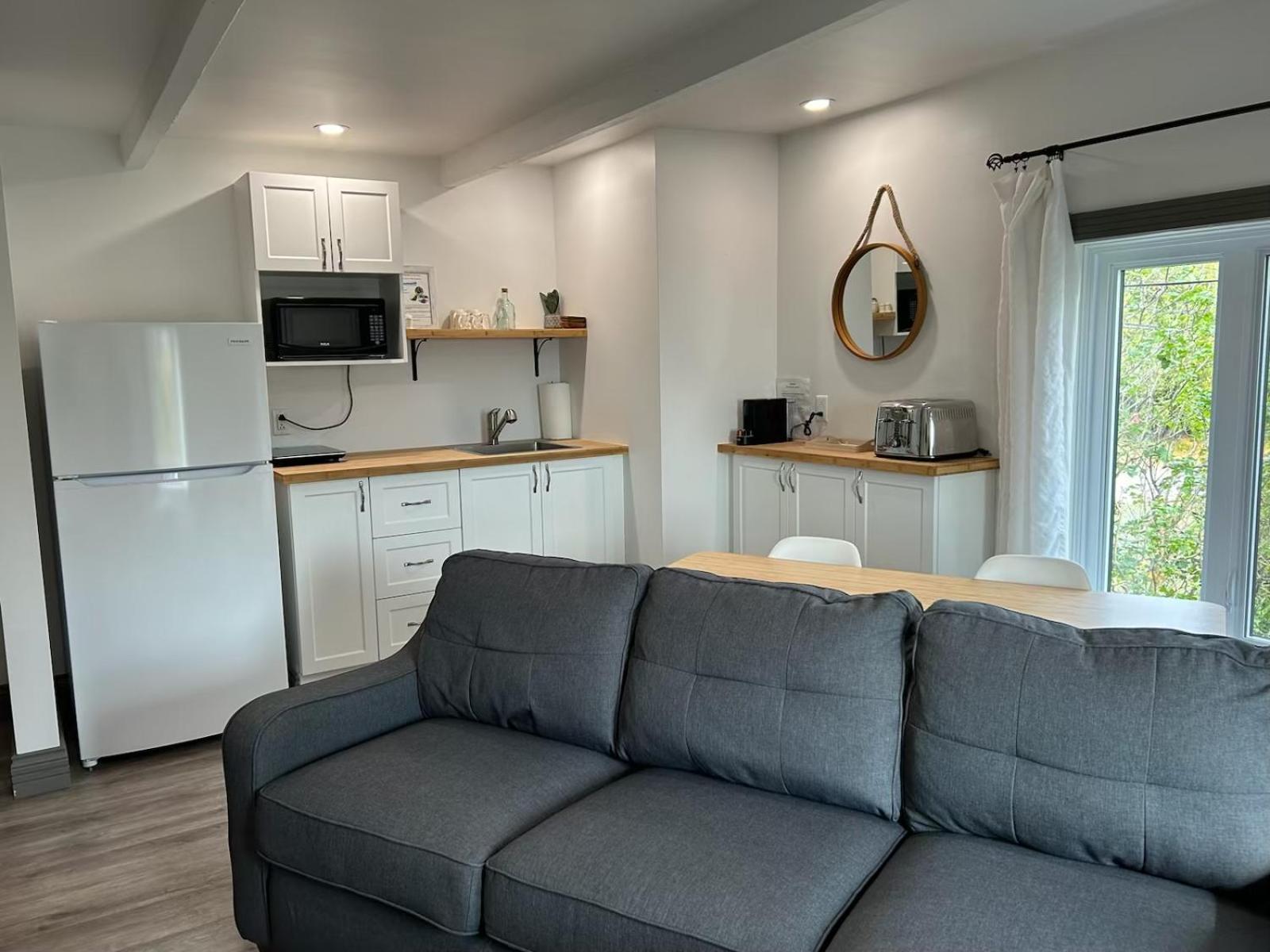Petite Plaisance Appartements La Malbaie Bagian luar foto